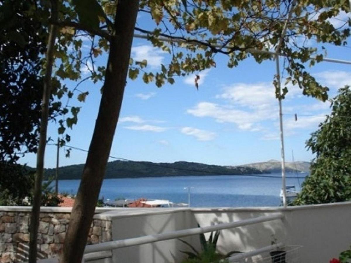 Apartments Doria - 20M From Beach โตรกีร์ ภายนอก รูปภาพ