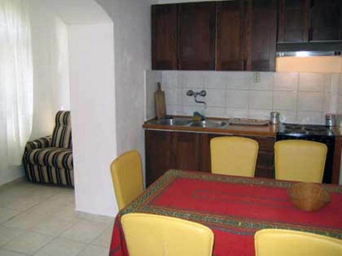 Apartments Doria - 20M From Beach โตรกีร์ ภายนอก รูปภาพ
