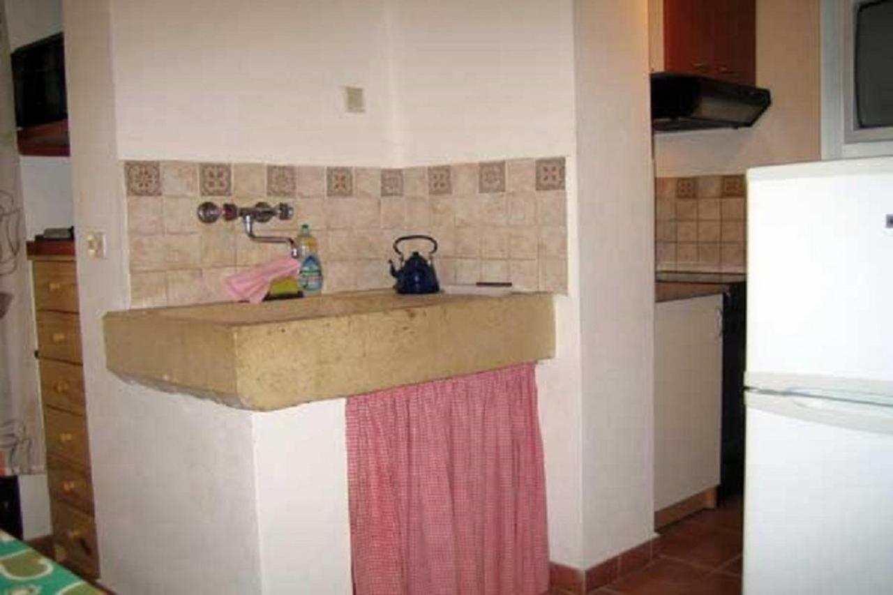 Apartments Doria - 20M From Beach โตรกีร์ ภายนอก รูปภาพ